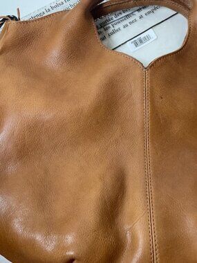 Latico Leathers Darby Crossbody Bag in Cognac Brand NEW